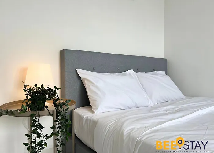 Residensi Lili 10 Mins To Aeon Nilai Shopping Mall Pool View 5Pax