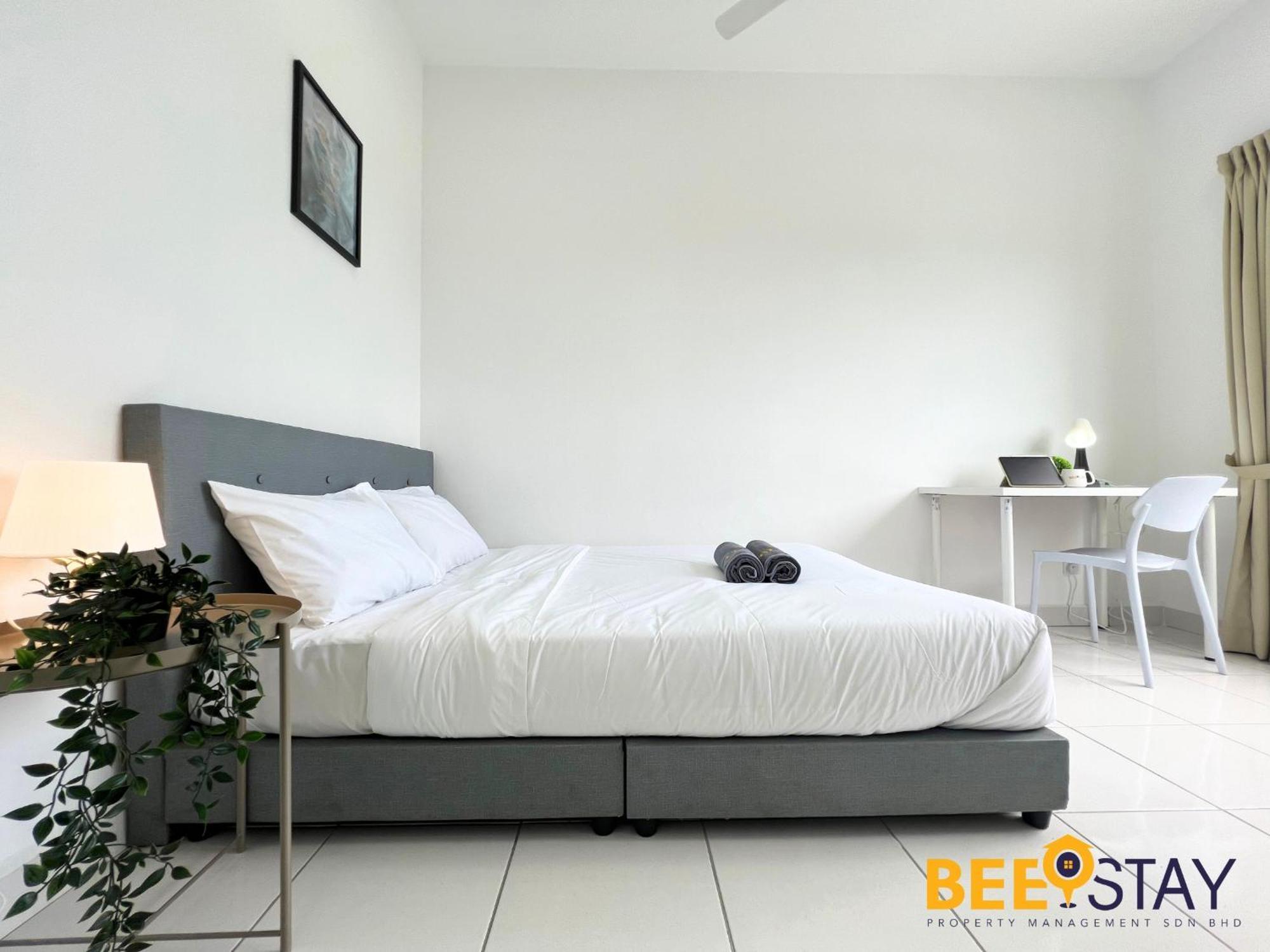 Apartment Residensi Lili 10 Mins To Aeon Nilai Shopping Mall Pool View 5pax *