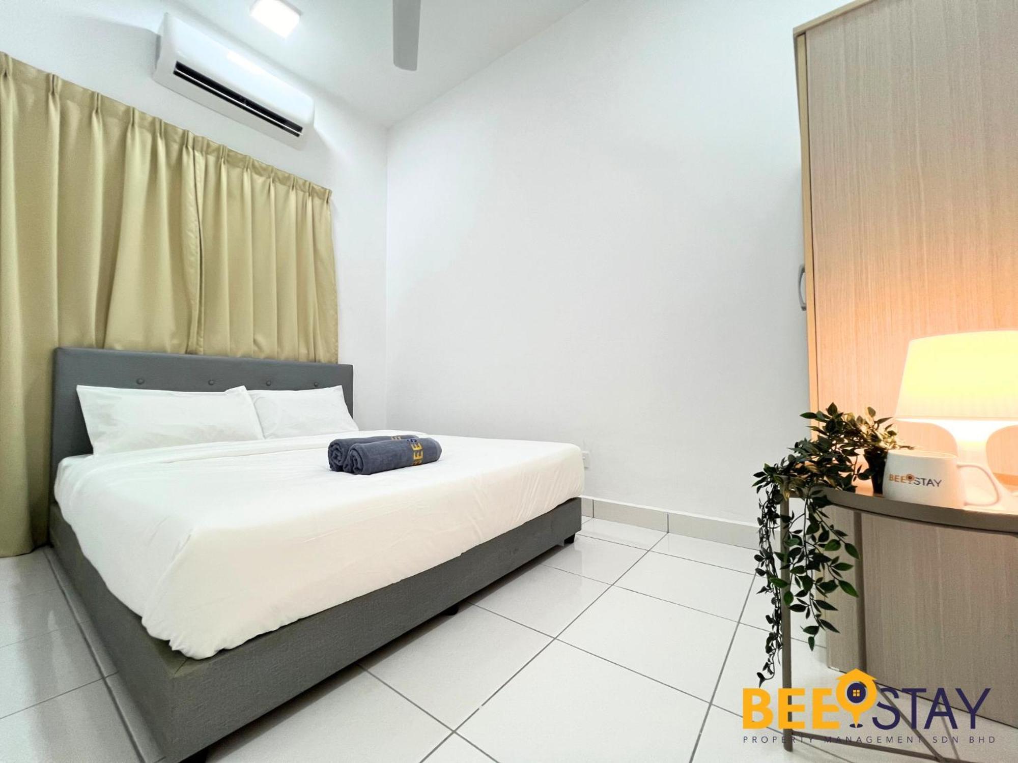 Apartment Residensi Lili 10 Mins To Aeon Nilai Shopping Mall Pool View 5pax