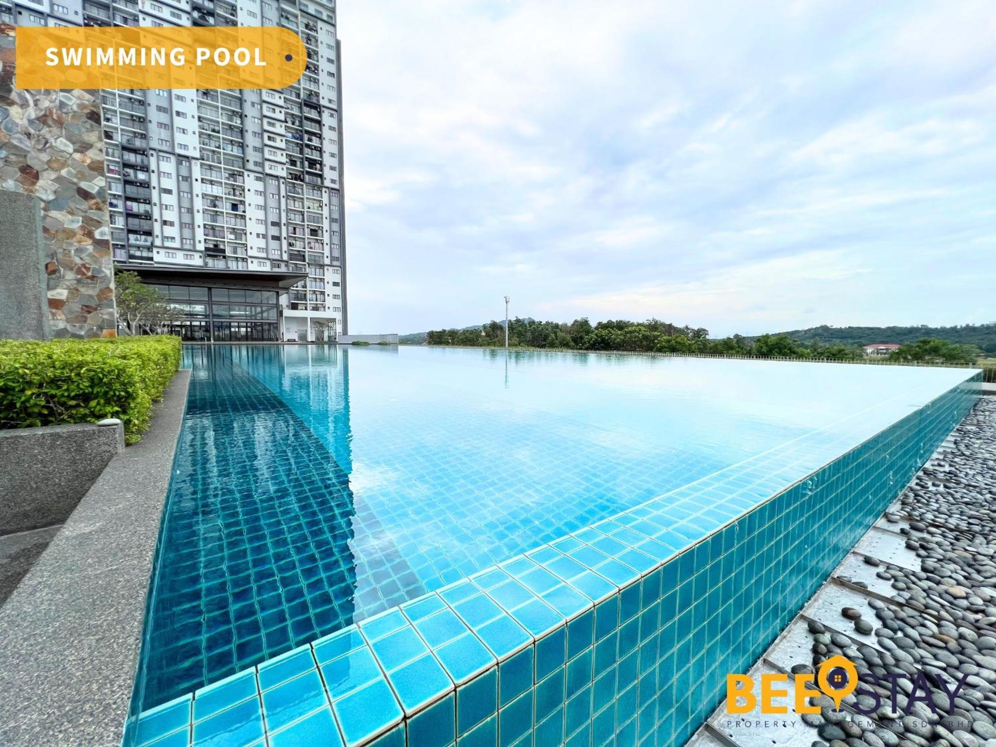 Residensi Lili 10 Mins To Aeon Nilai Shopping Mall Pool View 5pax *
