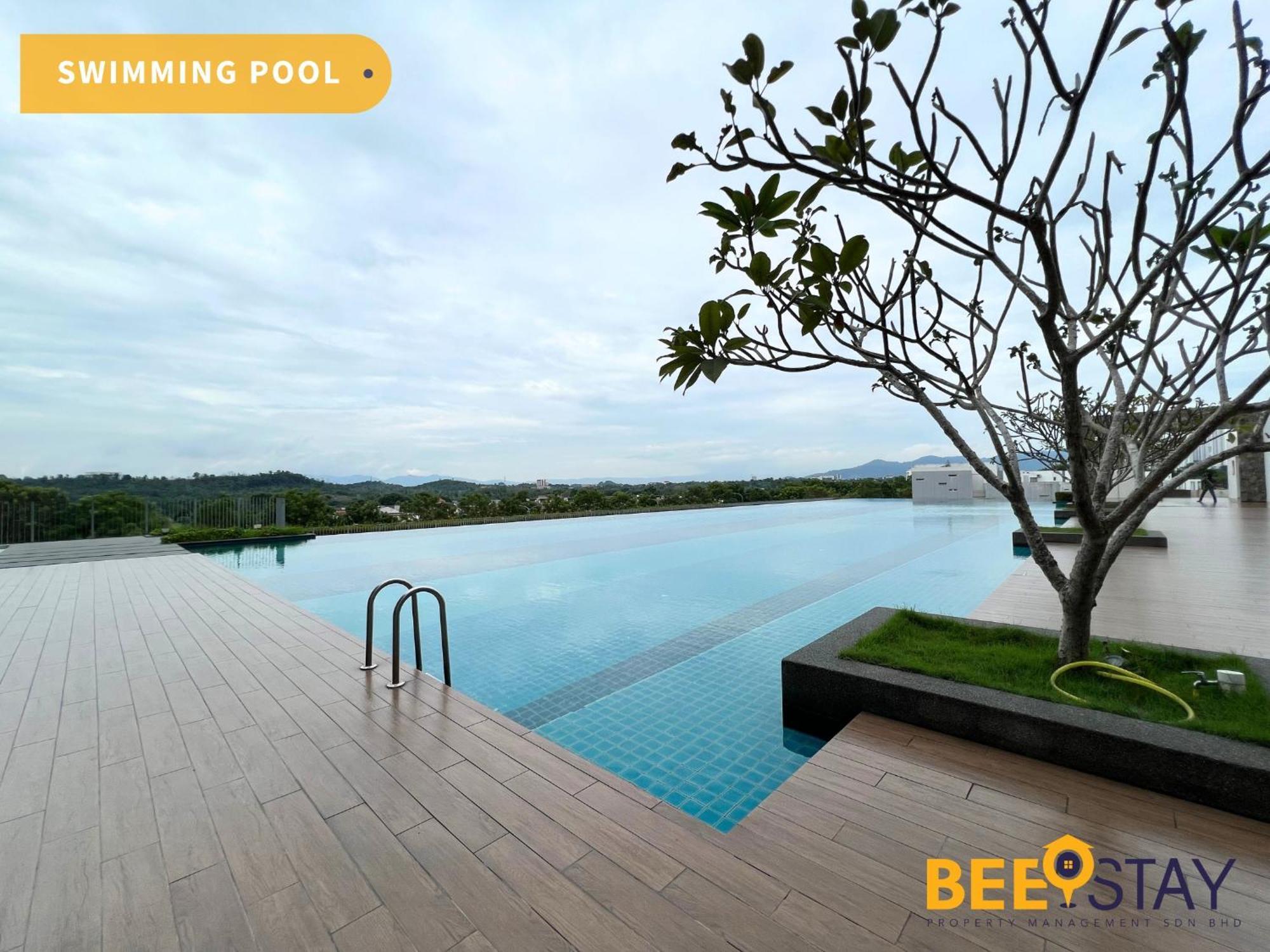 Residensi Lili 10 Mins To Aeon Nilai Shopping Mall Pool View 5pax Apartment