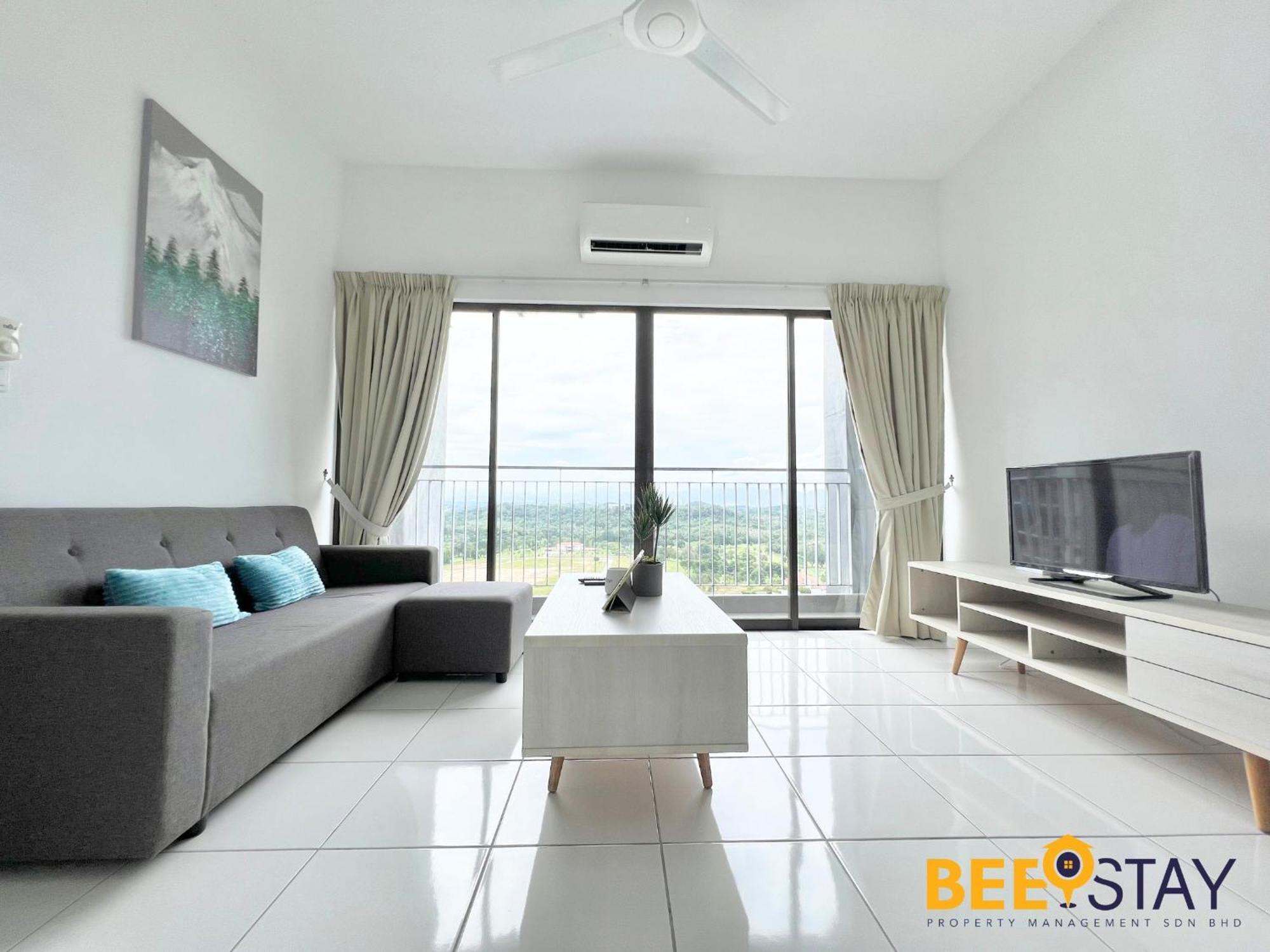 Residensi Lili 10 Mins To Aeon Nilai Shopping Mall Pool View 5pax Sepang