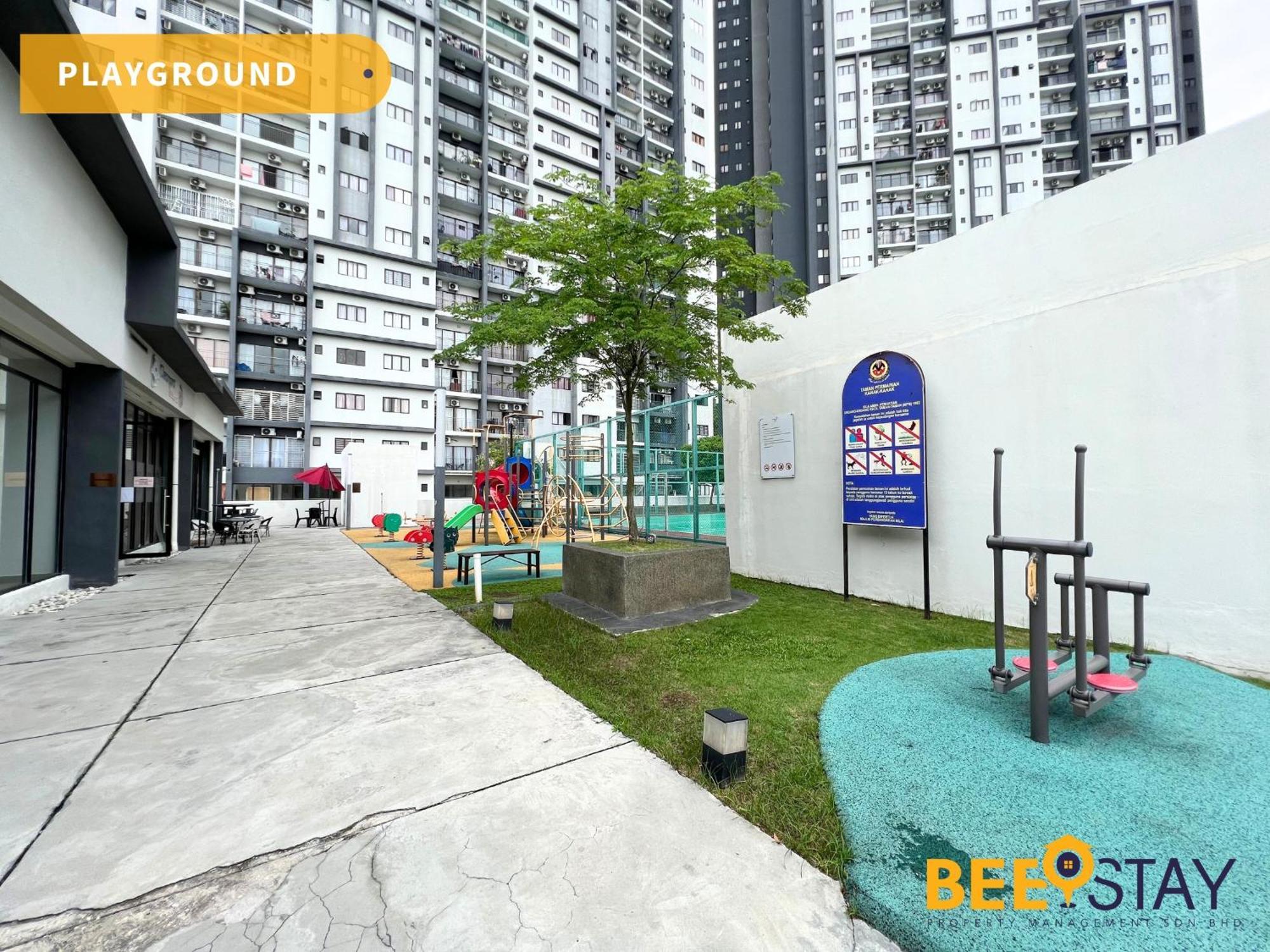 Residensi Lili 10 Mins To Aeon Nilai Shopping Mall Pool View 5pax Pangsapuri Sepang